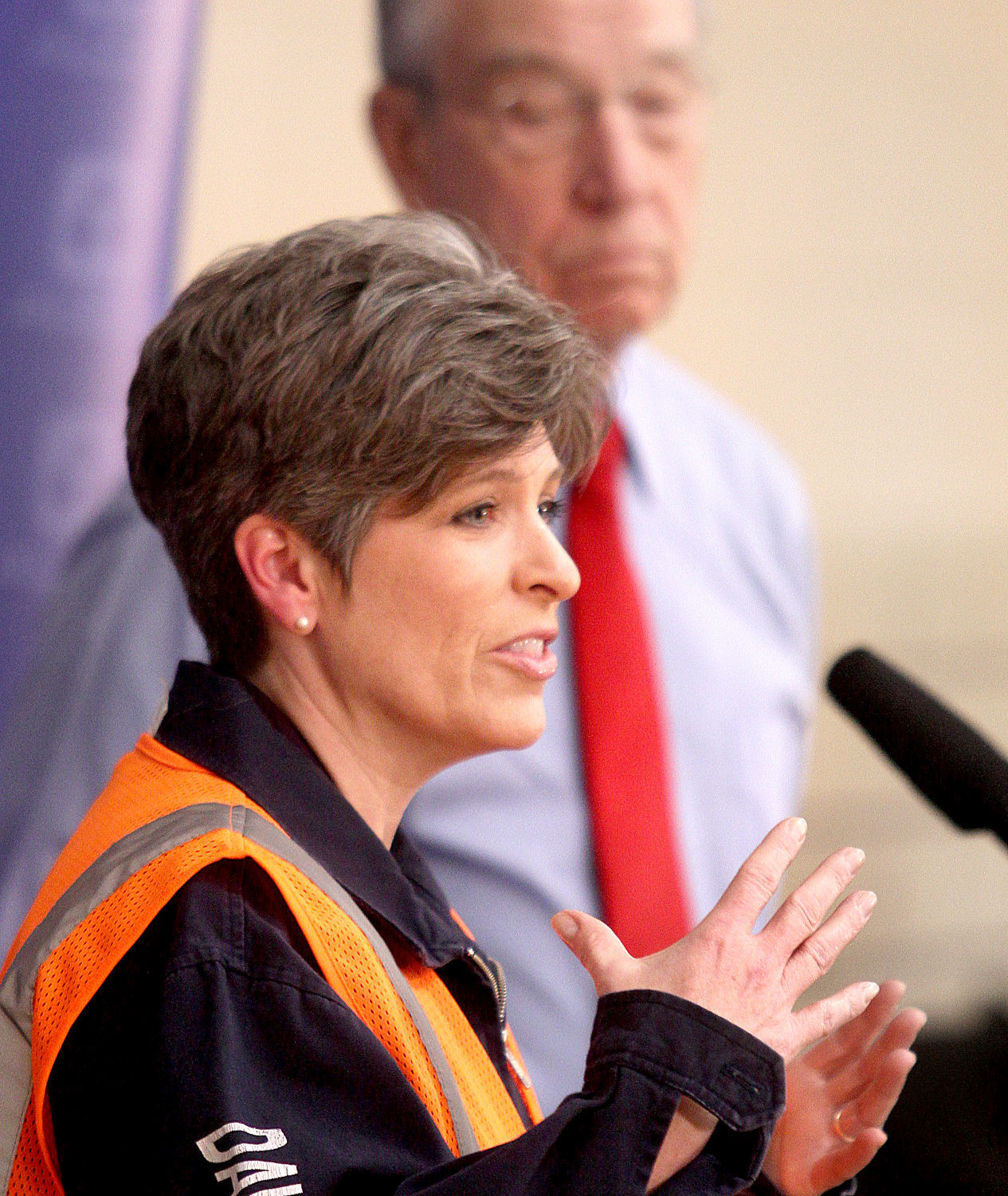U.S. Sens. Joni Ernst and Chuck Grassley